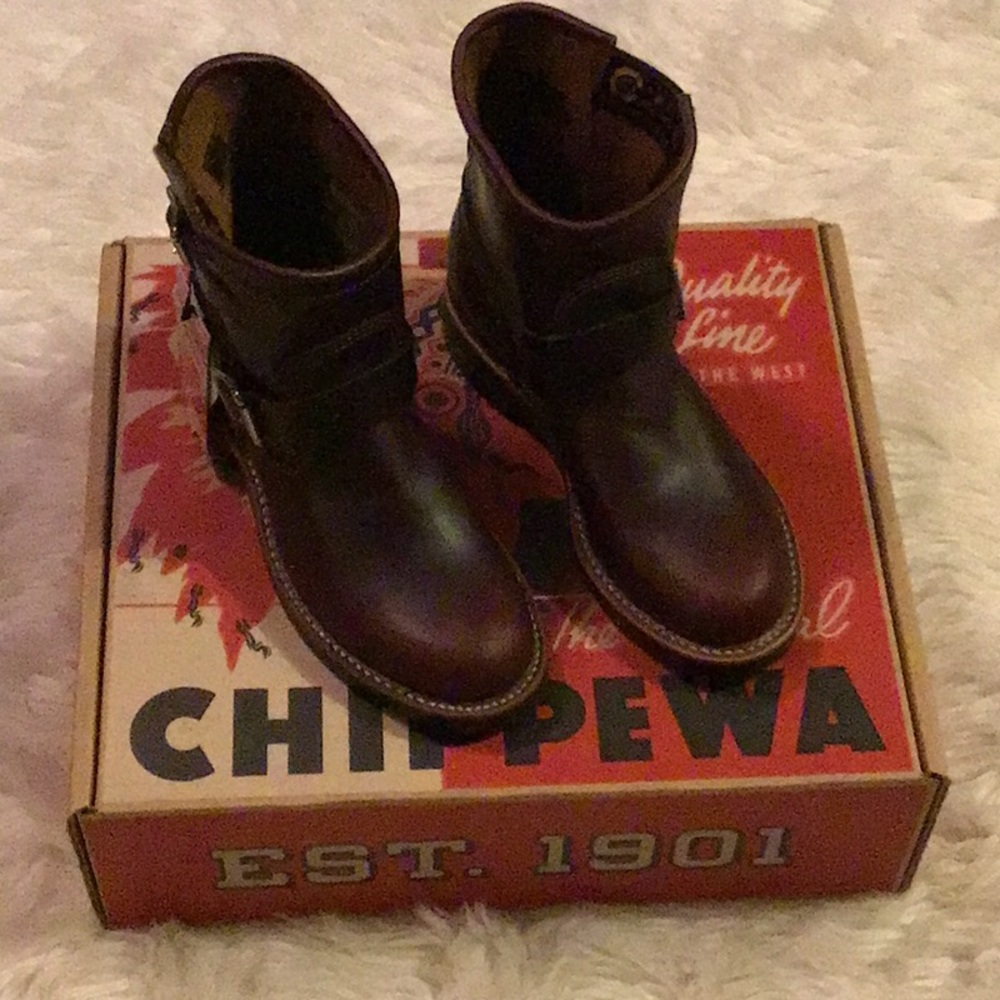 Chippewa womens Cordovan Motorcycle boots 7 new